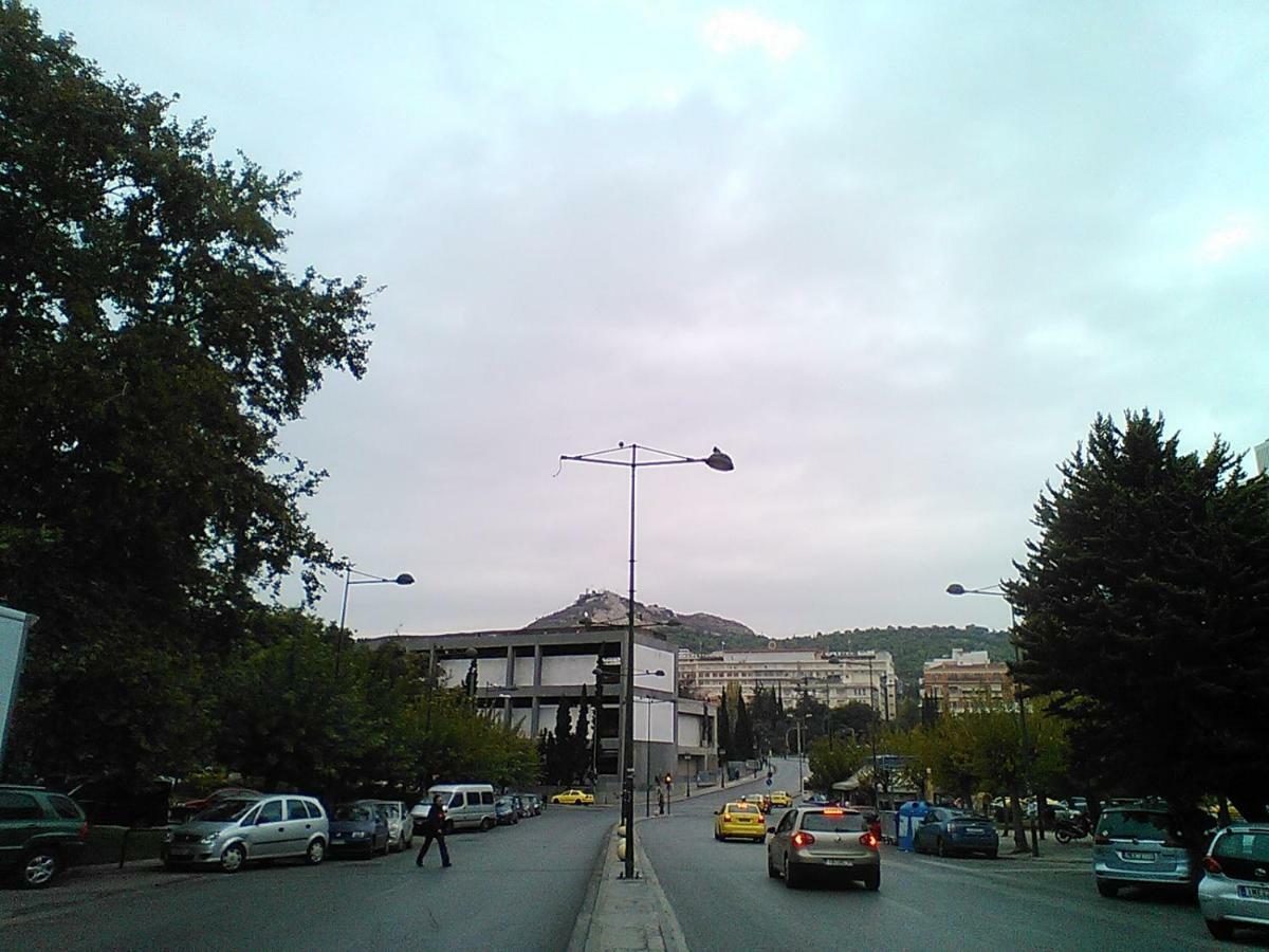 Tranquil Central Apt, Behind Athens Caravel Area المظهر الخارجي الصورة