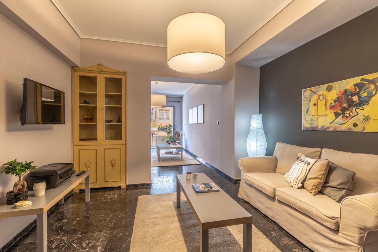 Tranquil Central Apt, Behind Athens Caravel Area المظهر الخارجي الصورة